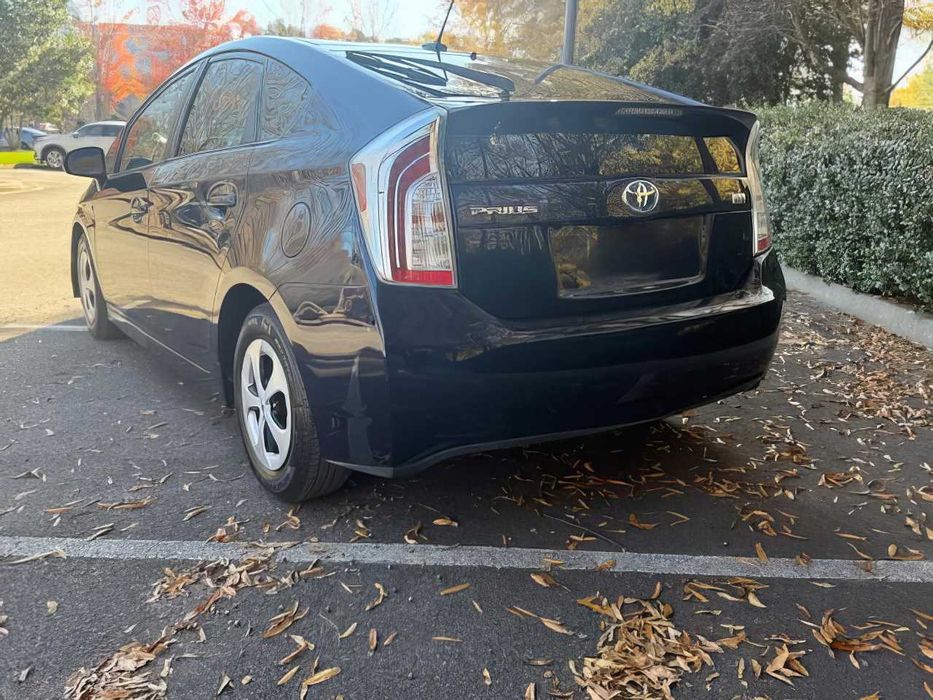 Toyota Prius      2015