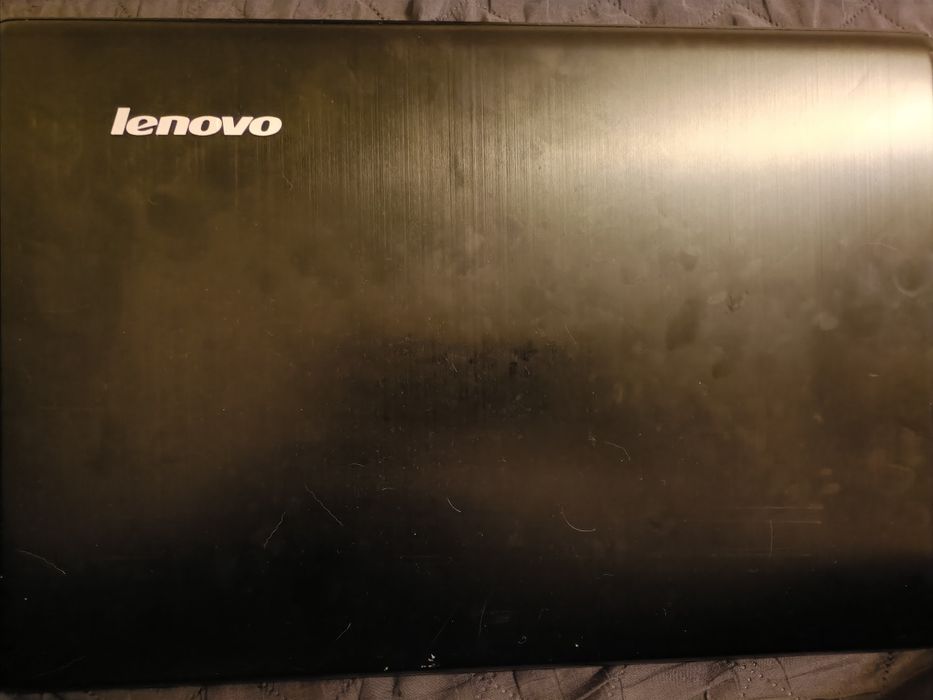 Laptop Lenovo i7 8/250