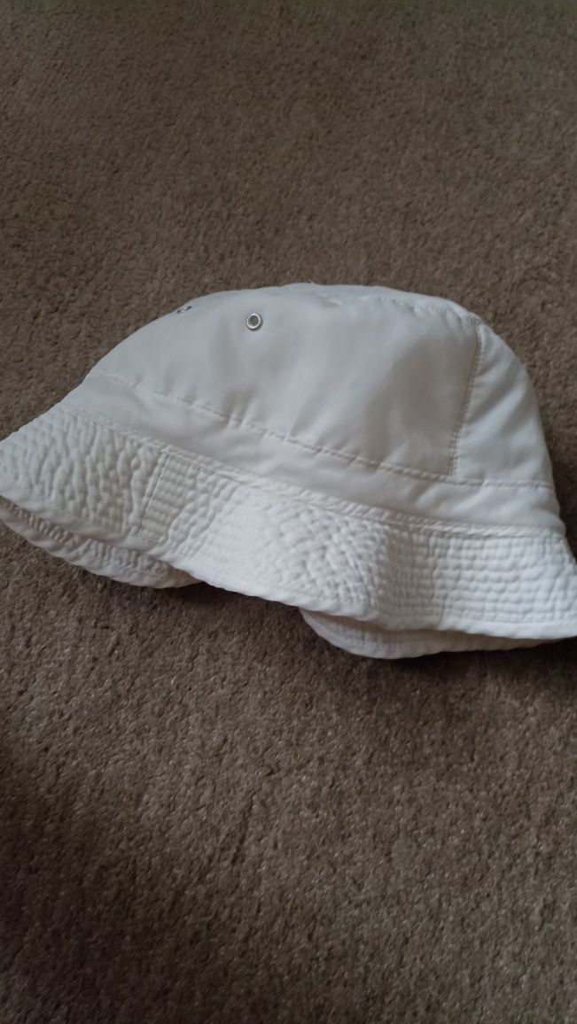 Kapelusz czapka na lato wiosnę biała bucket hat