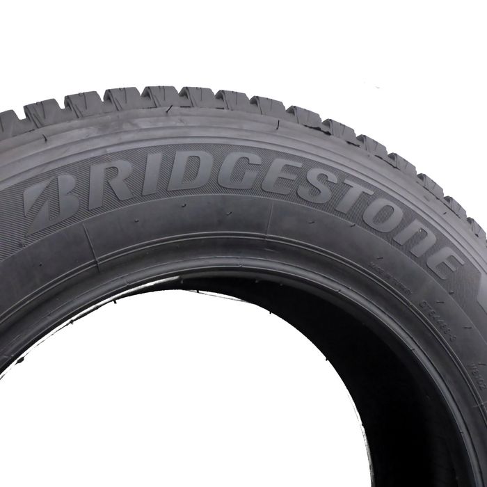 215/65/16C Bridgestone 215/65R16C 109/107R Blizzak 810 Zima 2019 9.2mm