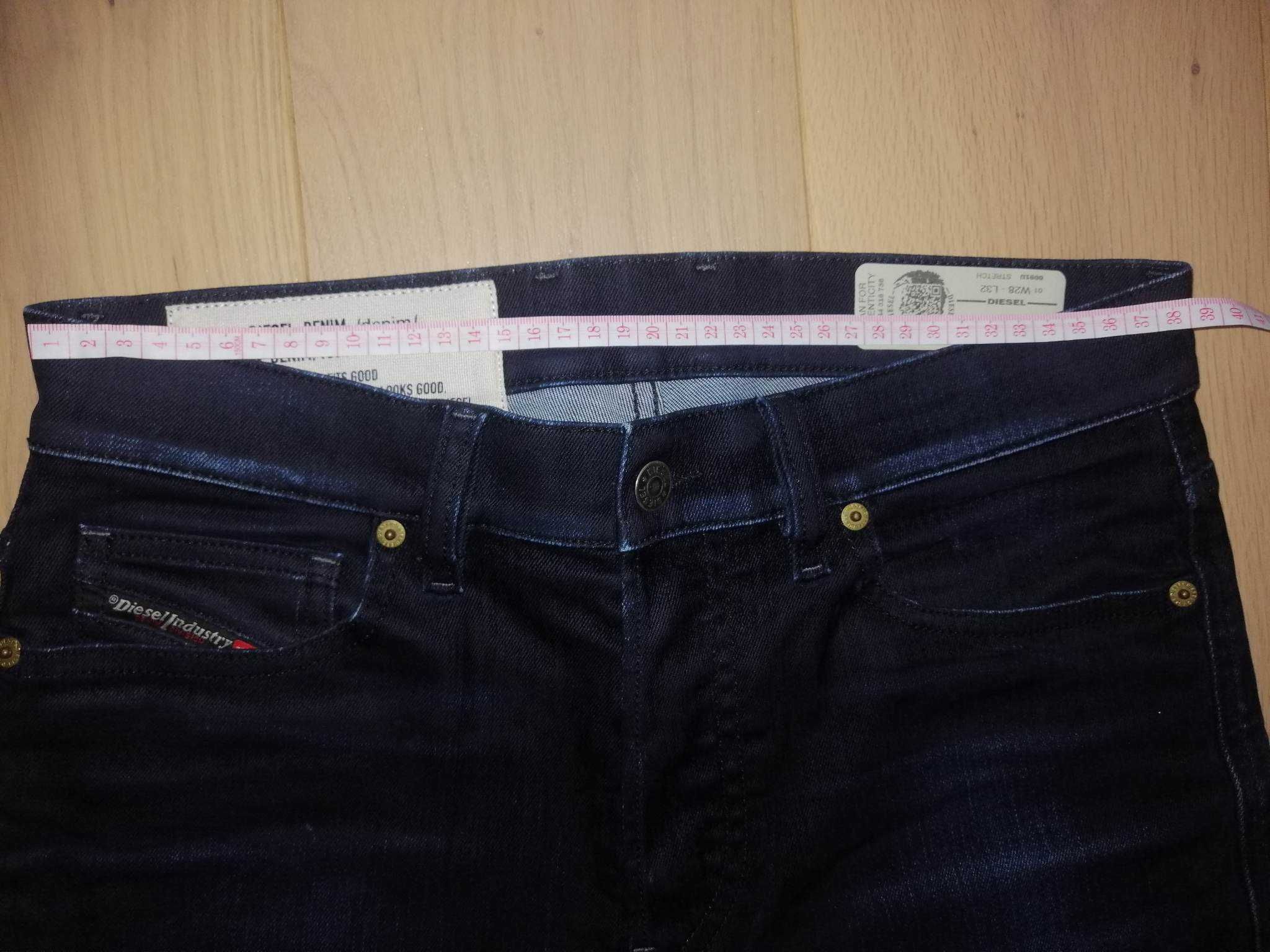 Spodnie jeans Diesel D-VIDER, rozmiar 28-32 (M)