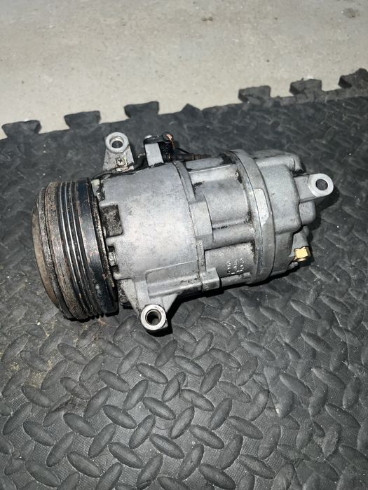 Sprzedam kompresor klimatyzacji bmw e46