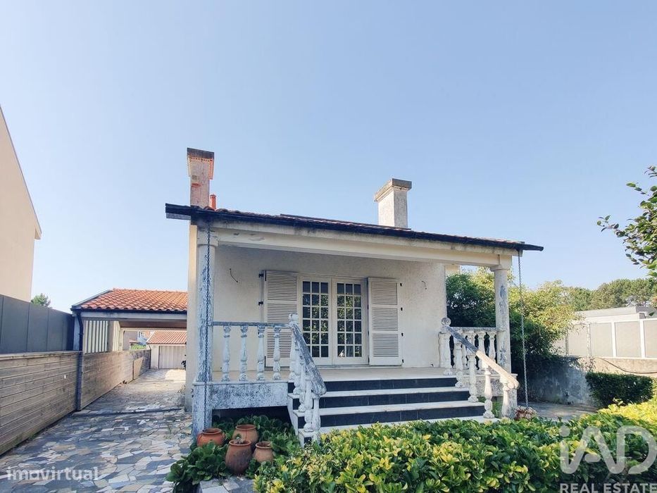 Casa / Villa T4 em Canidelo de 177 m2