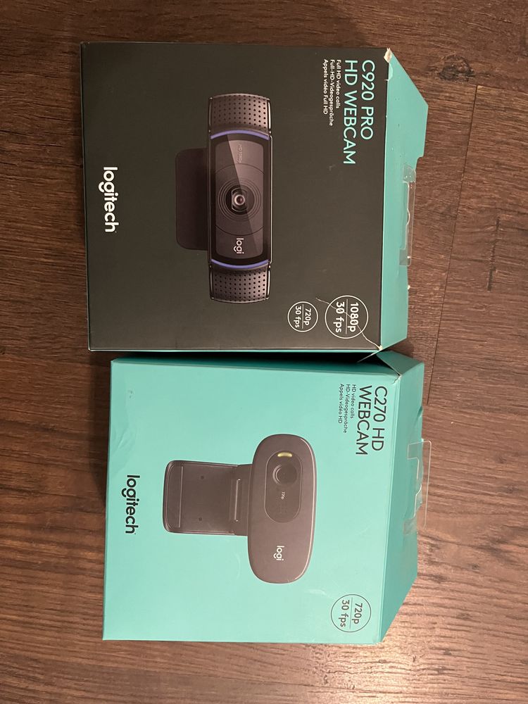 2 вебкамери logitech