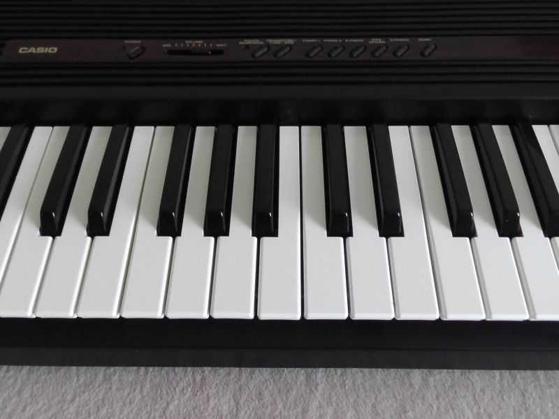 Pianino cyfrowe 76 klawiszy Casio CPS-7