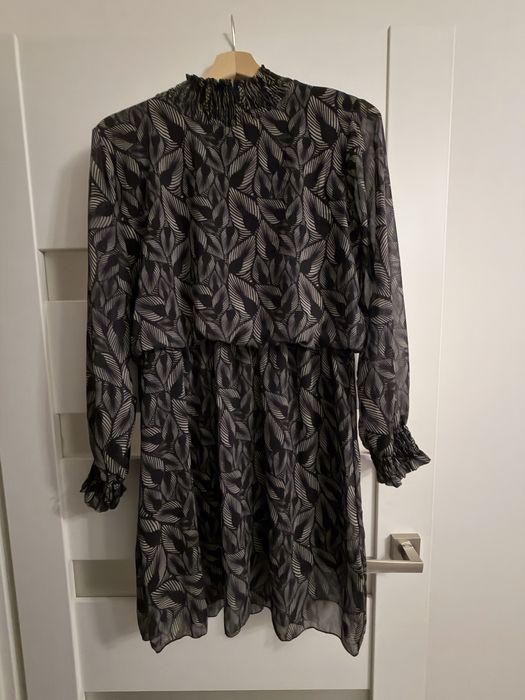 Sukienka damska MOONLIGHT rekaw na gumce