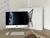 iMac 21.5” z pudełkiem, klawiaturą i myszką