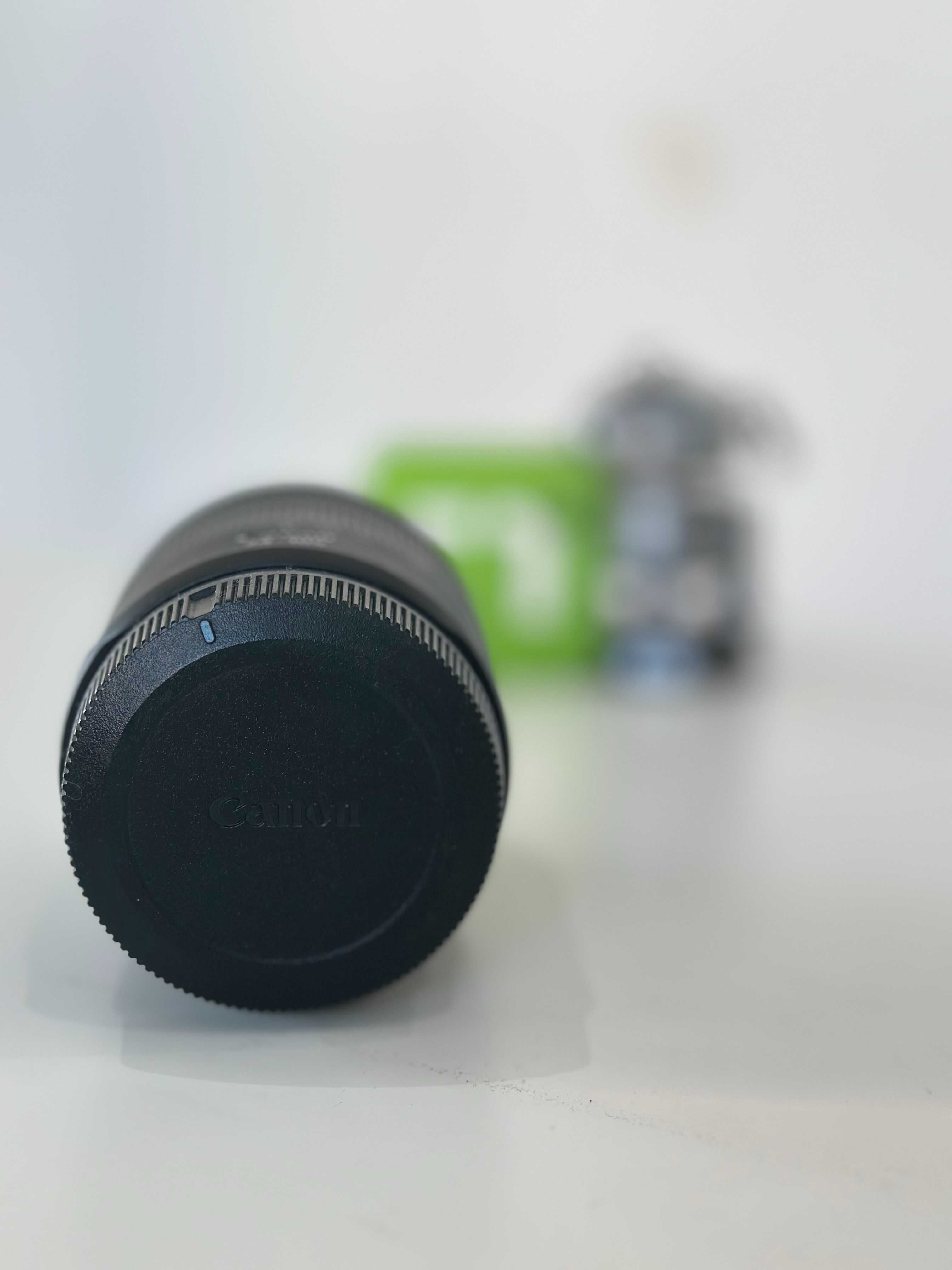 Objetiva Canon RF 24-105MM F/4-7.1 IS STM  - Oportunidade Única!
