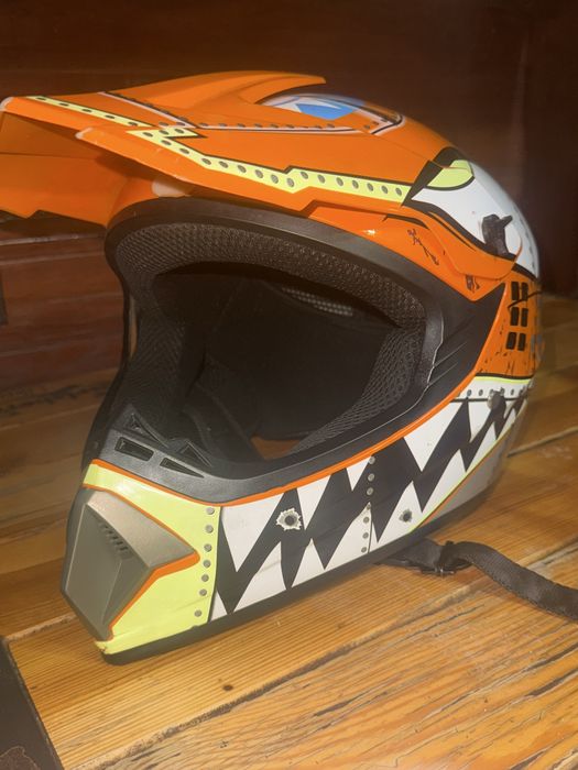 шлем кросовый бу