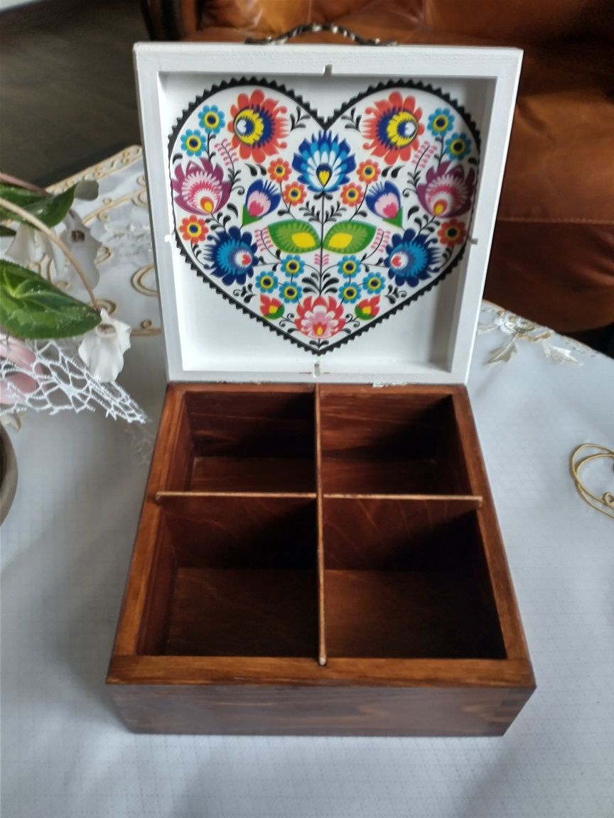 Herbaciarnia, szkatułka na biżuterię decoupage