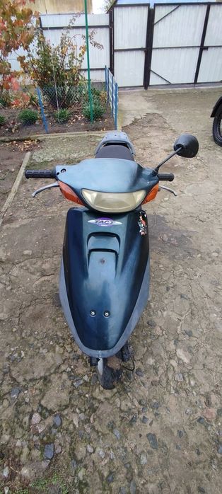 Скутер Honda tact 30