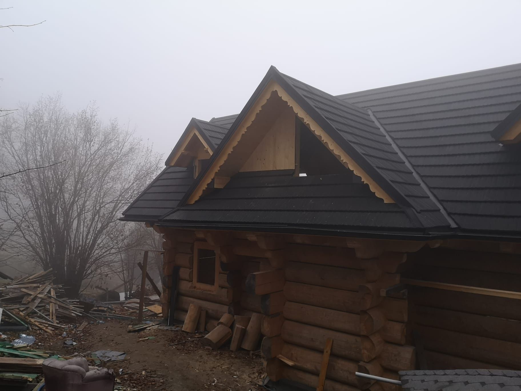 Wykonawstwo DACHY z materiałem