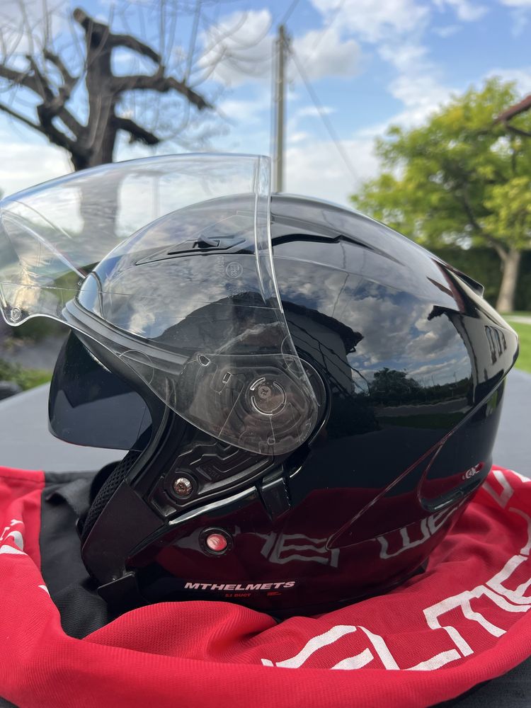 Kask MT Helmets Avenue L z zestawem interkom Bluetooth