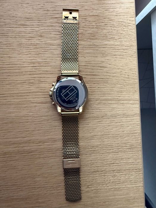 Zegarek Tommy Hilfiger - złoty, stal nierdzewna