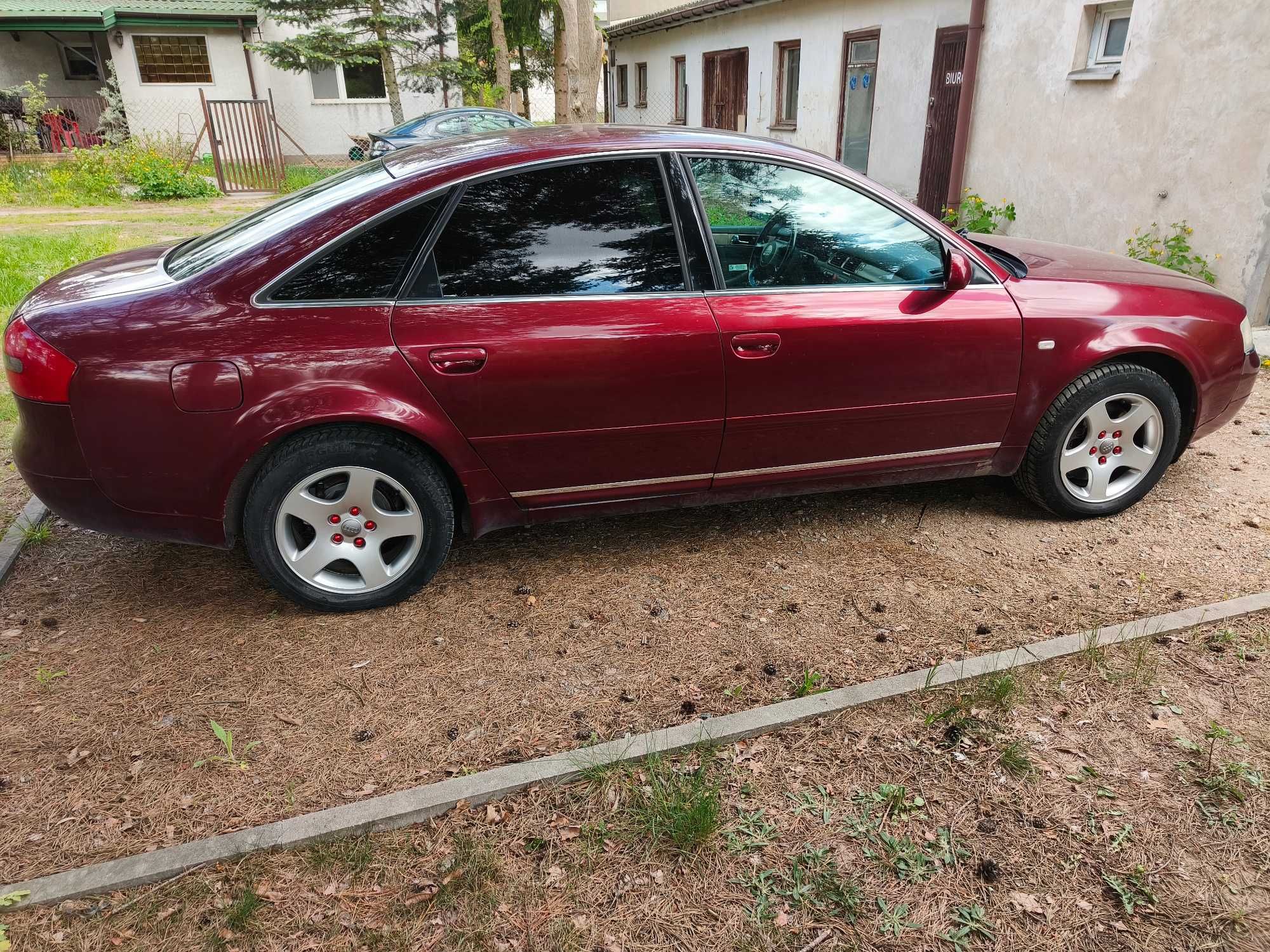Sprzedam Audi A6 C5 2.4 z gazem, doinwestowany,  długie opłaty.