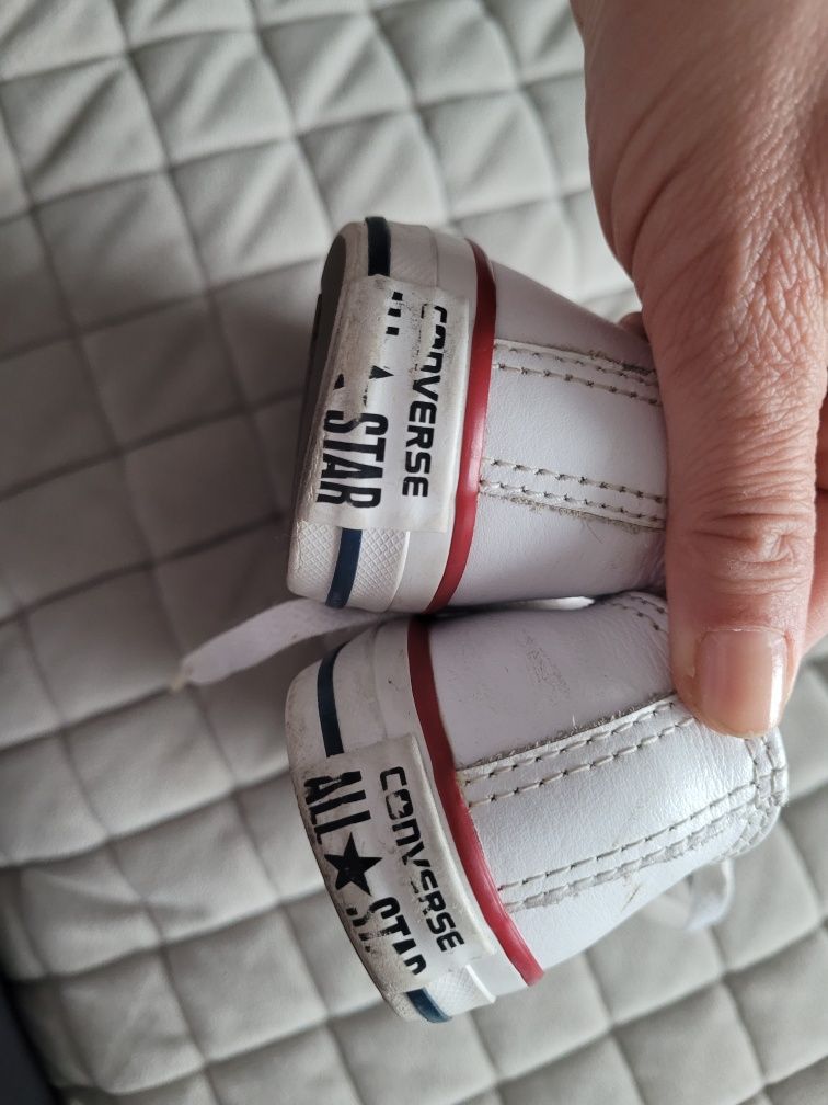 Białe, skórzane trampki converse, rozm. 33
