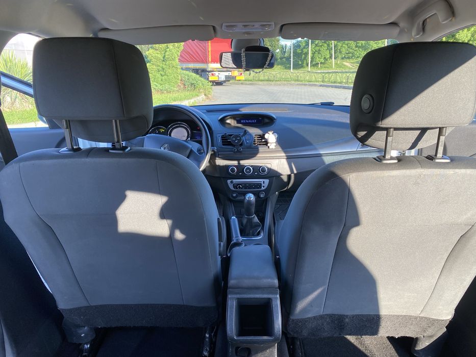 Продам Renault Megane у відмінному стані 2013р.