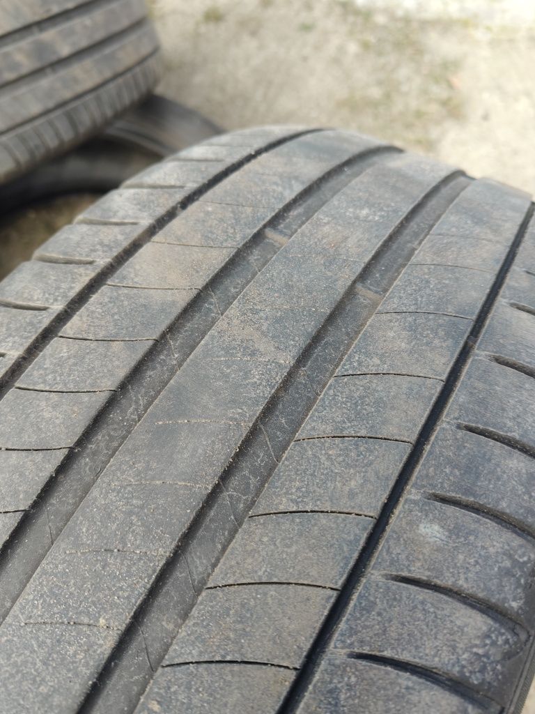 225/50/18 MICHELIN