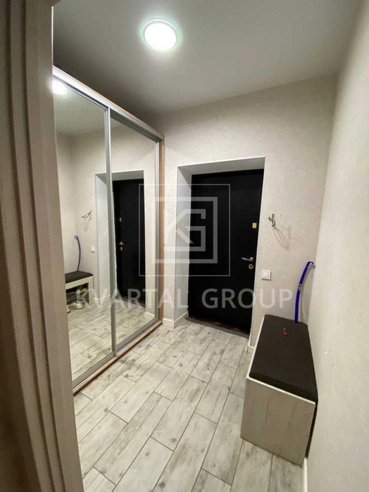 БЕЗ КОМІСІЇ! ТаунХаус з ремонтом і меблями. ТОП локація. Поруч ЛІс