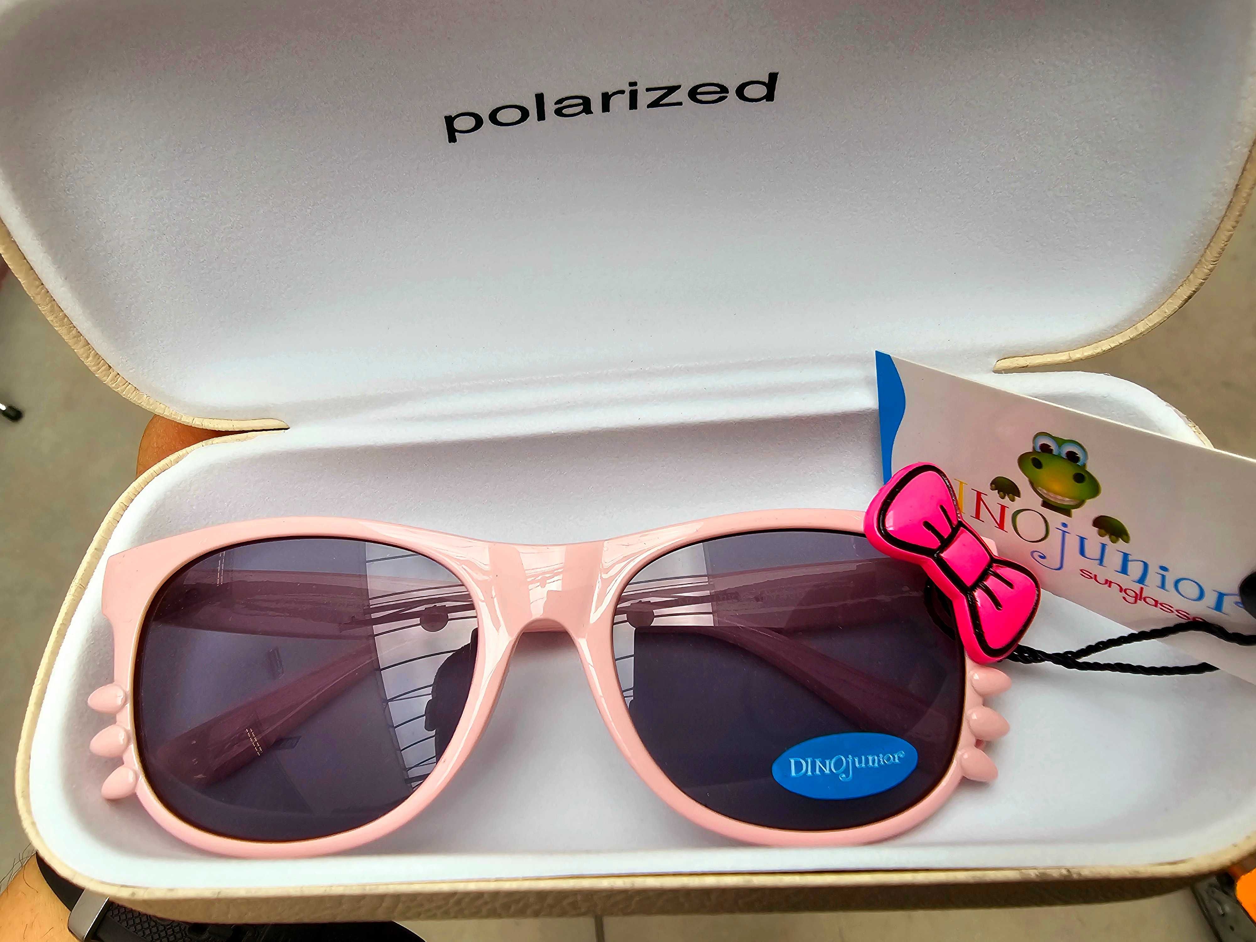 Różowe nowe okularu przeciwsłoneczne dziecięce kokardka
