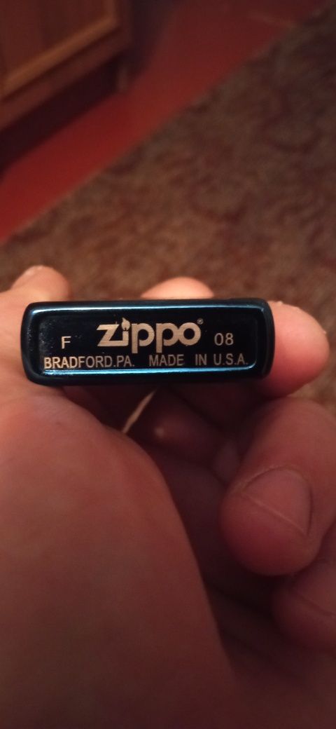 Zippo оригінал в чудовому стані