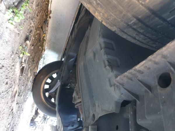 Charriot frente SUZUKI Swift IV (FZ, NZ)