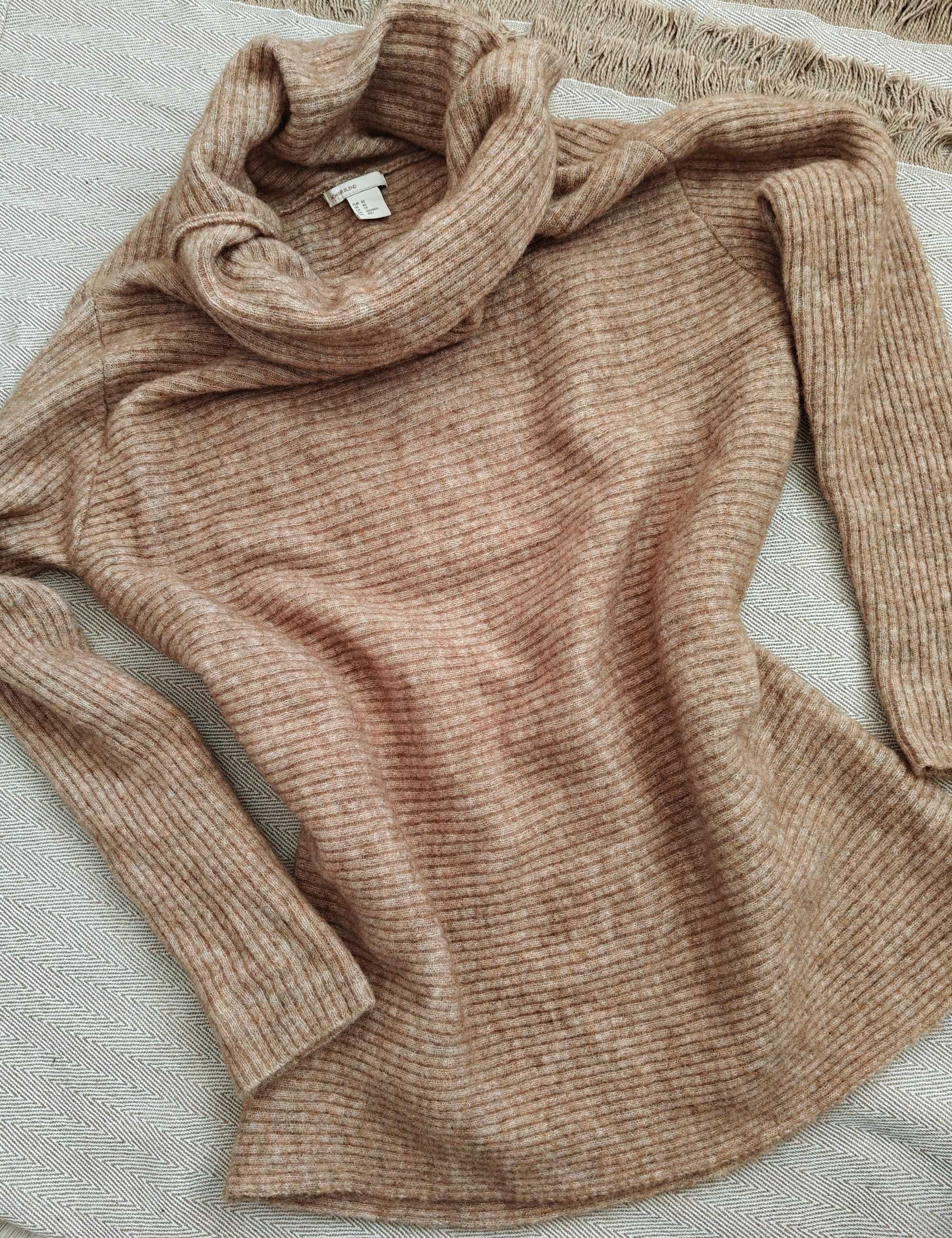 Sweter damski brązowy z golfem H&M Moher ciepły miły długi jesień  M/L