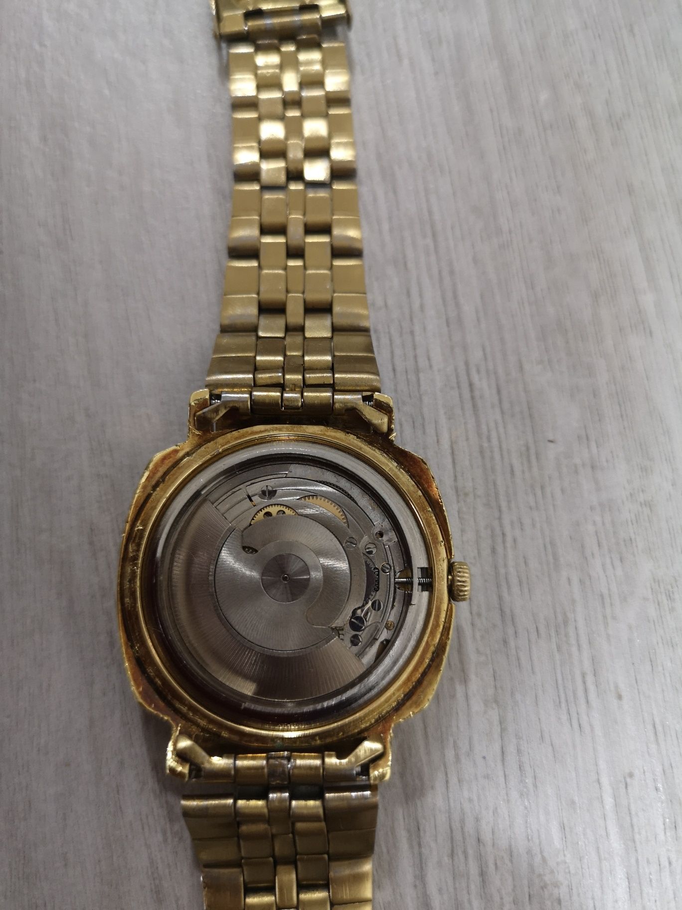 Швейцарские часы SAFİRA 25 jewels automatic Swiss Made Винтаж