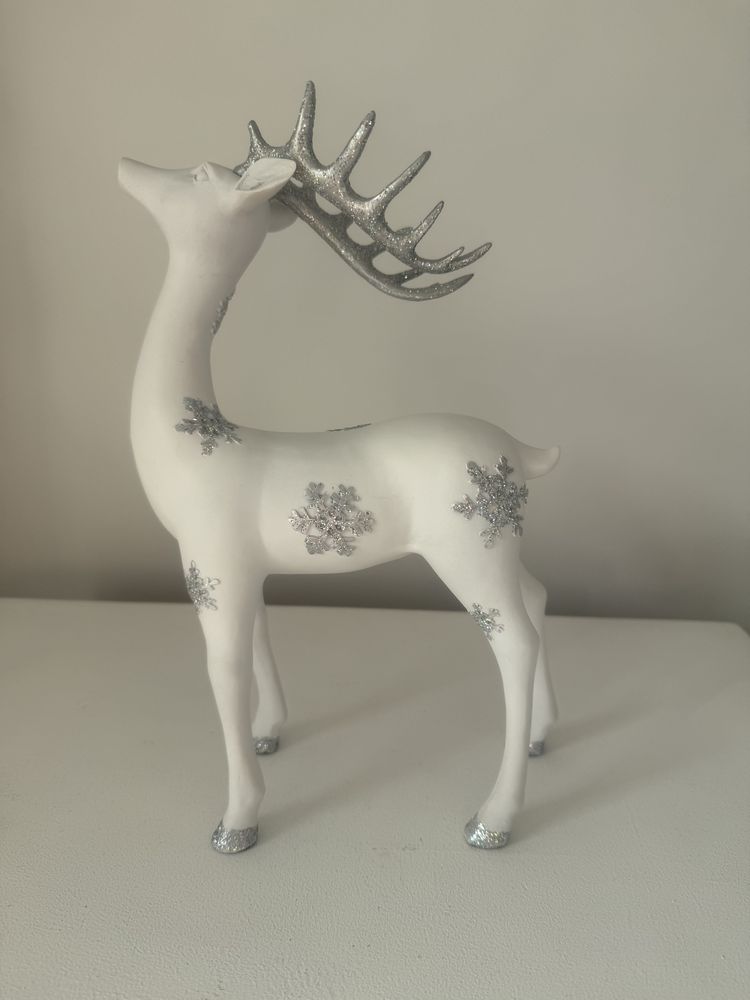 figurka winterstag biały jelonek