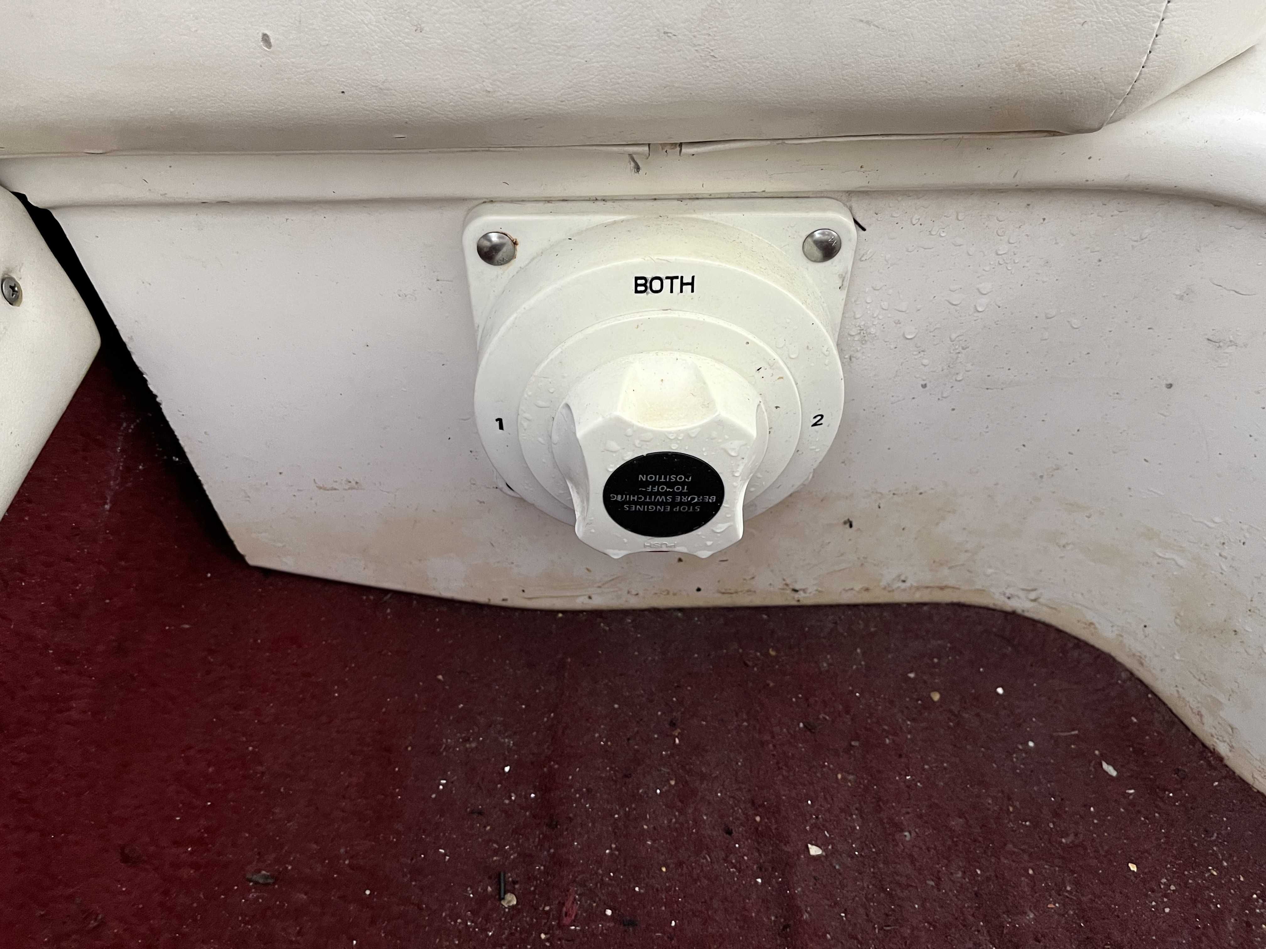 Barco Sea Ray 130hp 8 lugares