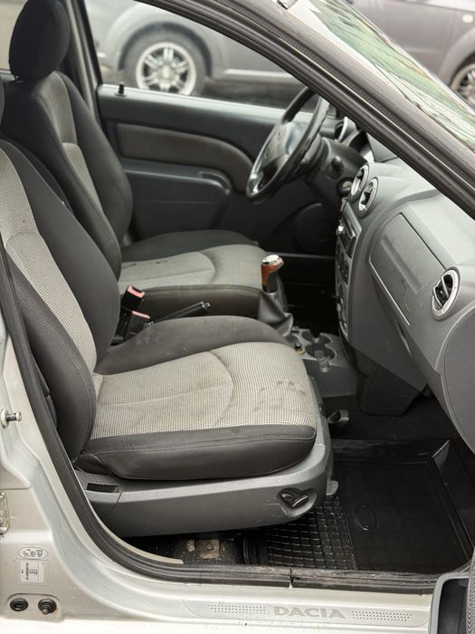 Dacia logan 1.6 газ , кондиционер