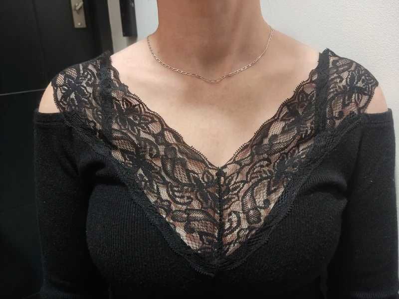 Bluzka/sweterek z koronką, rozm.S/M - Bluzka NA ŚWIĘTA, WIGILIĘ