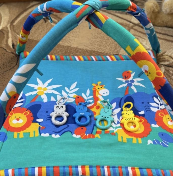 Розвиваючий килимок