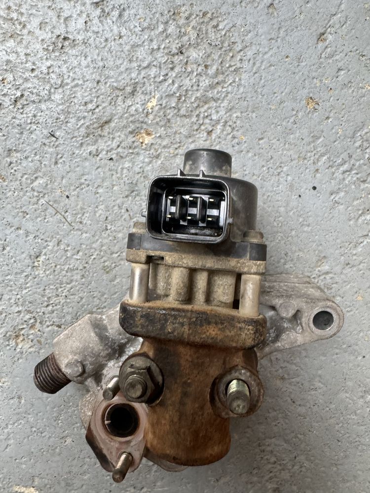 Клапан EGR з Mazda 3 BK 1,6 Бензин