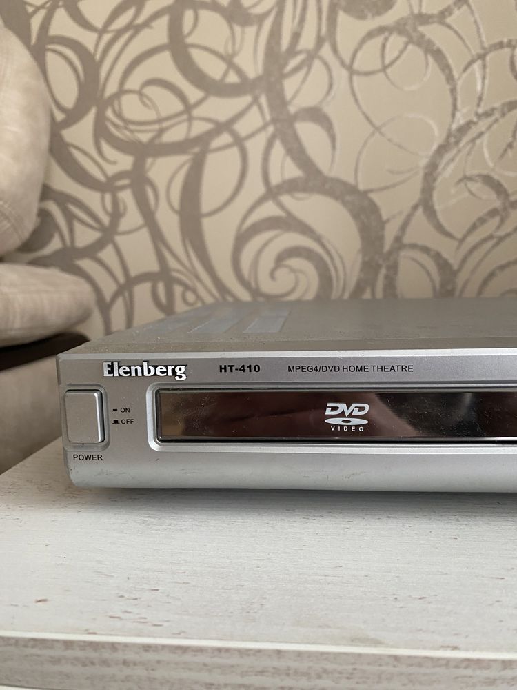 Продам DVD Elenberg HT-410