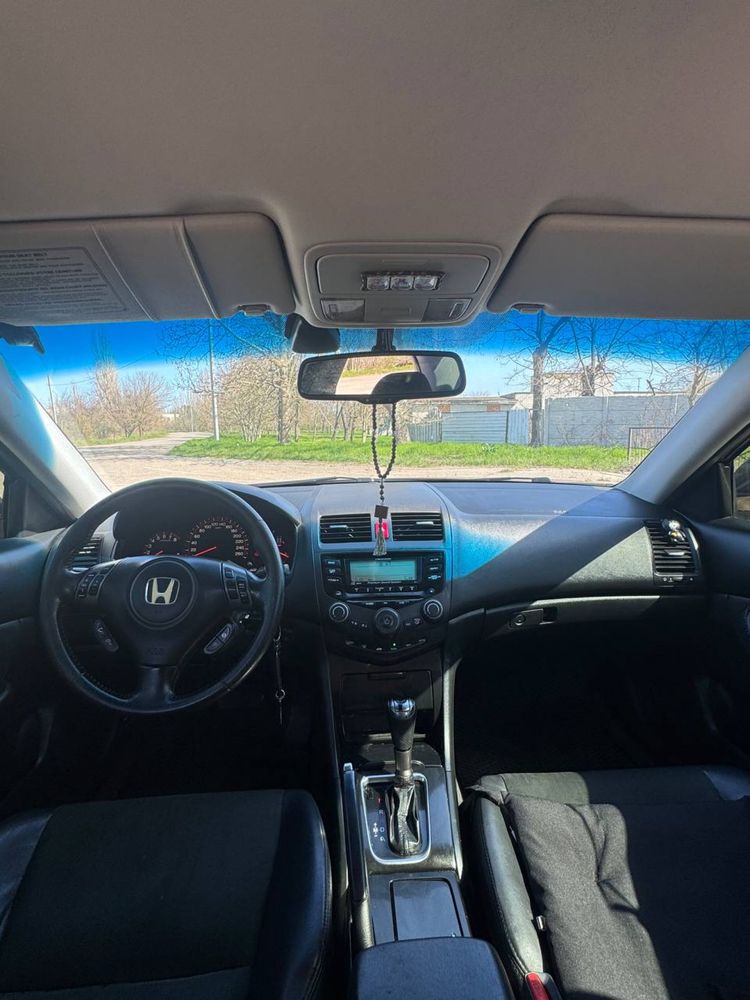 Honda Accord 2006 года