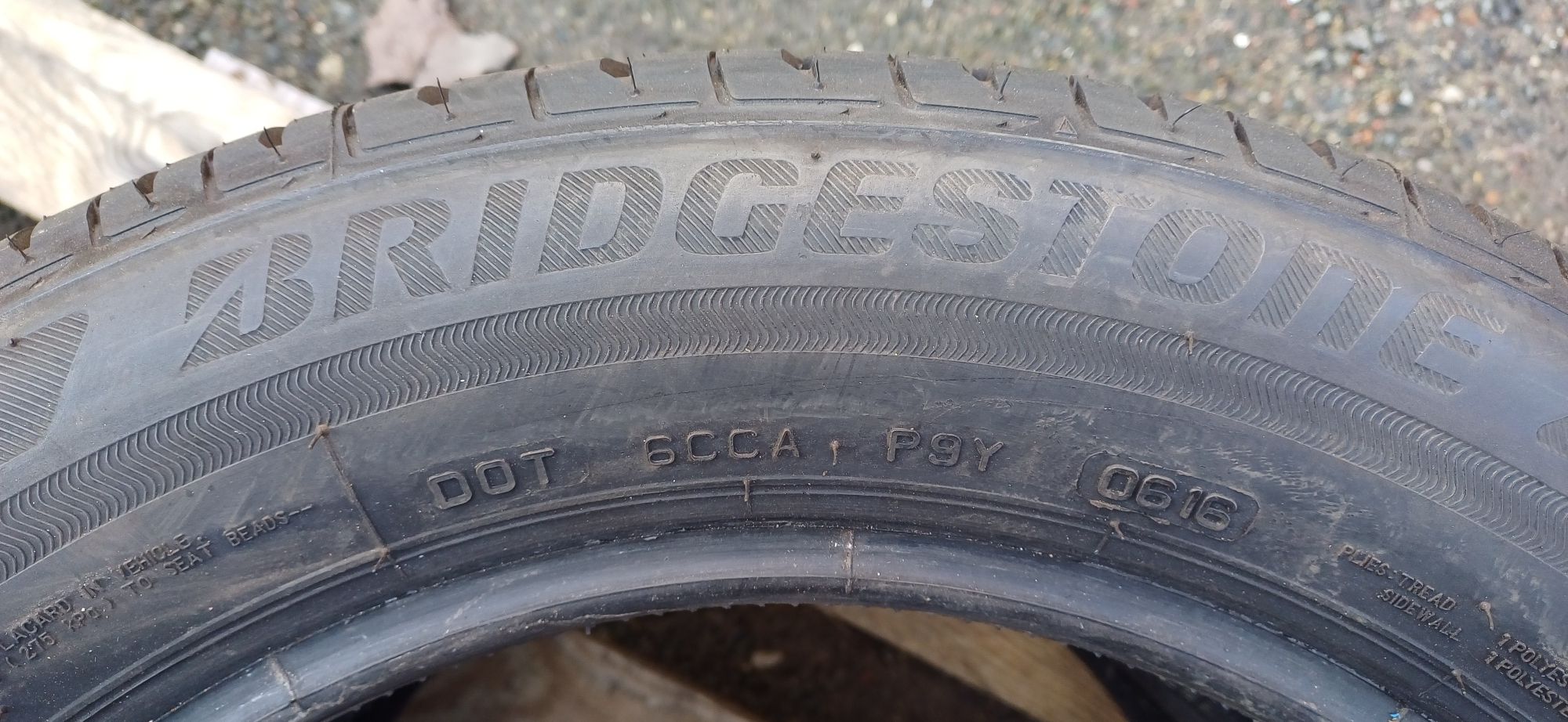 185/60R15 84H BRIDGESTONE , dwie nie używane opony letnie.