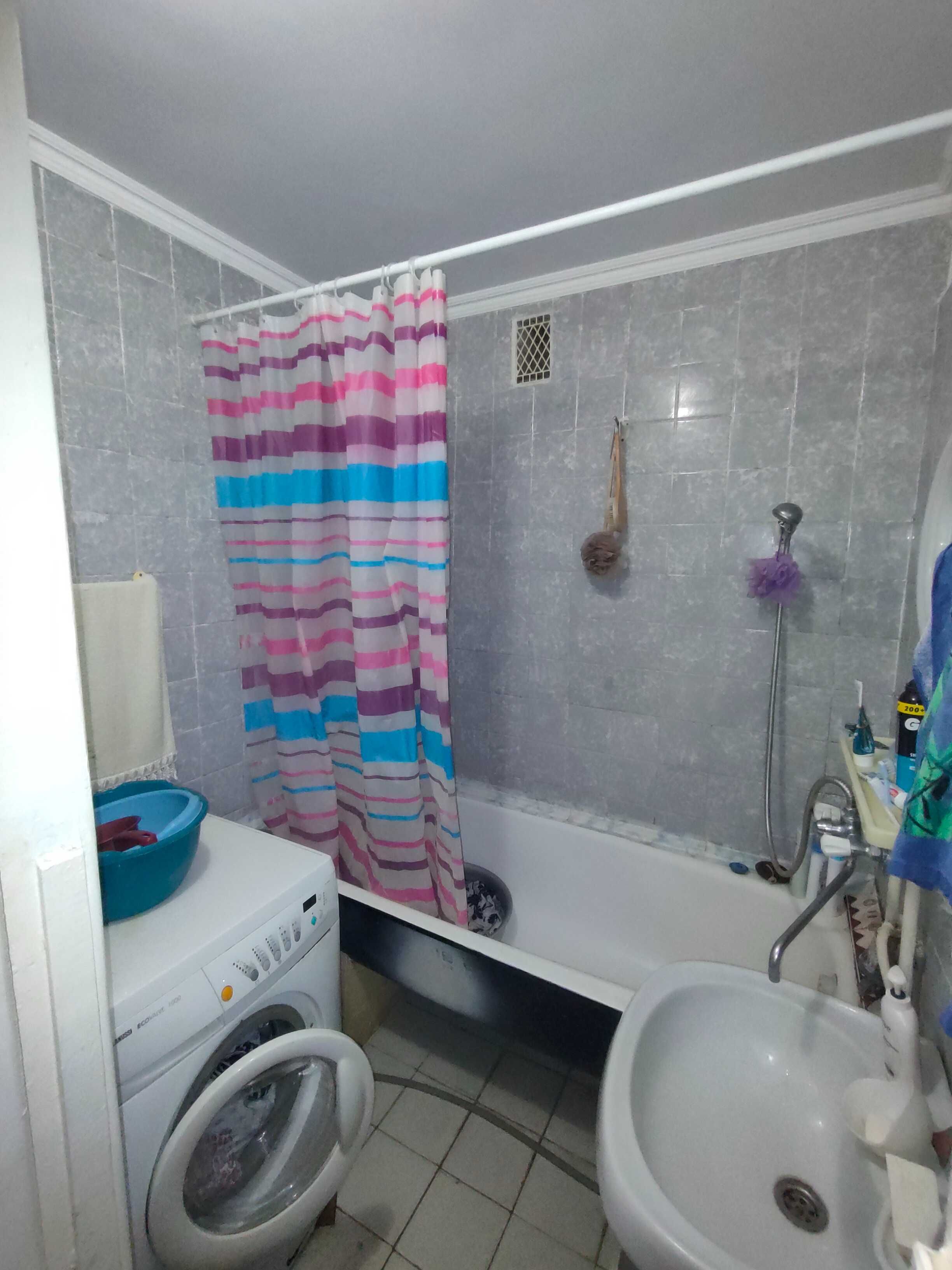 Продам 3 кімнатну квартиру по вулиці І. Мазепи
