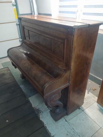 Ponad 100 letnie pianino