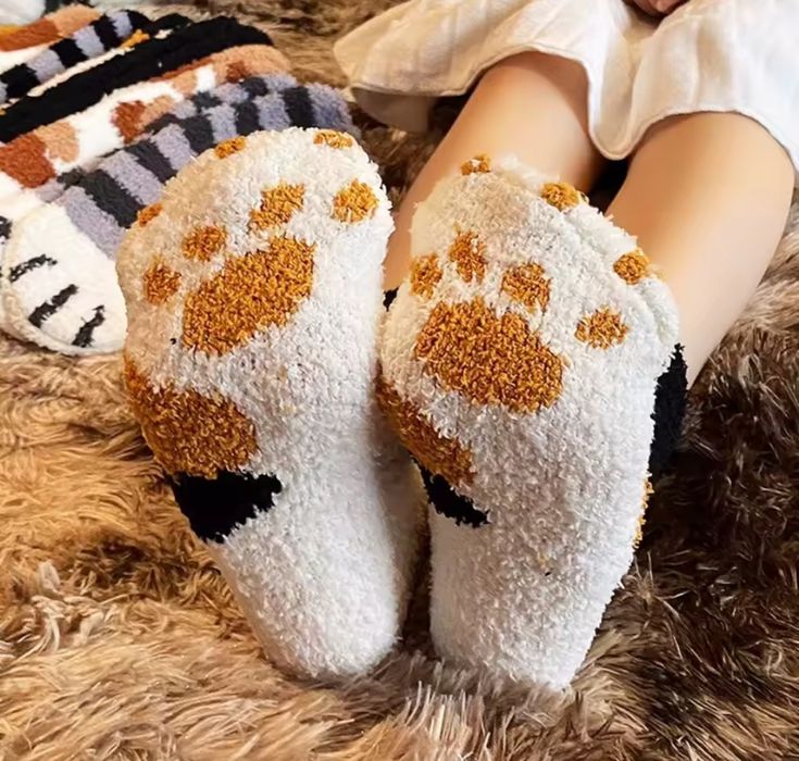 Теплые плюшевые женские носки кошачьи лапки