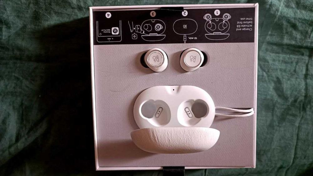 Bang&Olufsen BeoPlay E8