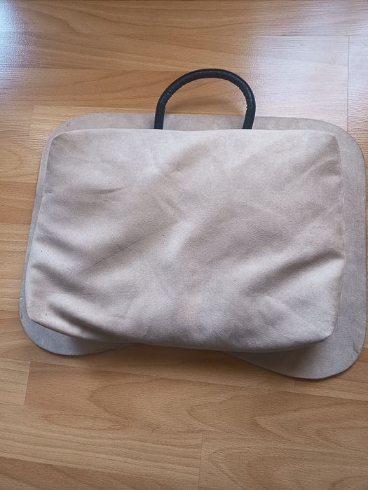 Apoio PC confortável