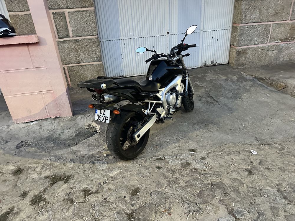 Fzr 6 600 cilindrada bem conservada
