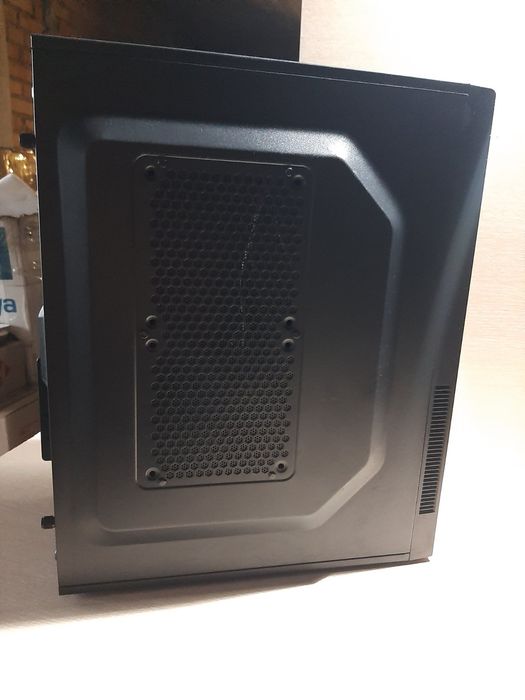 Комп'ютерні корпуси Zalman ZM-T2, Midi-tower, USB 3.0