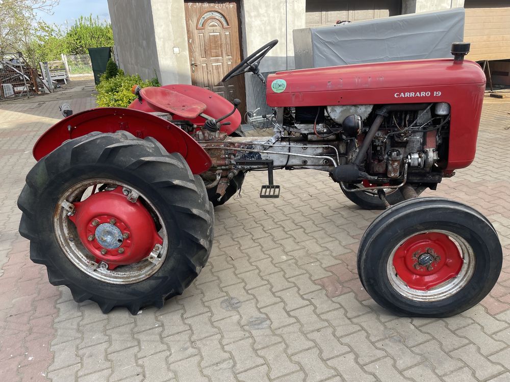 Ciągnik rolniczy, traktor Carraro 19 zabytek