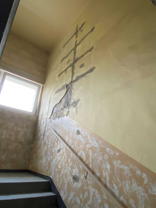 Naprawa murów ankrowanie naprawa pęknięć kotwy darmowa wycena elewacje