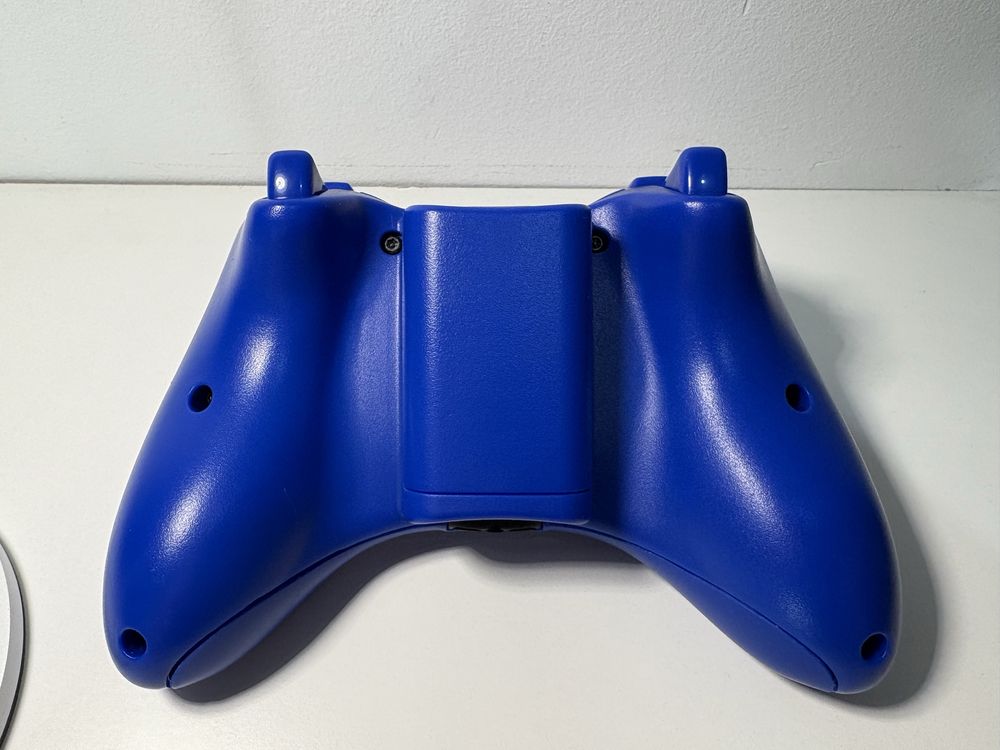 Kontroler Xbox 360 – niebieski korpus
