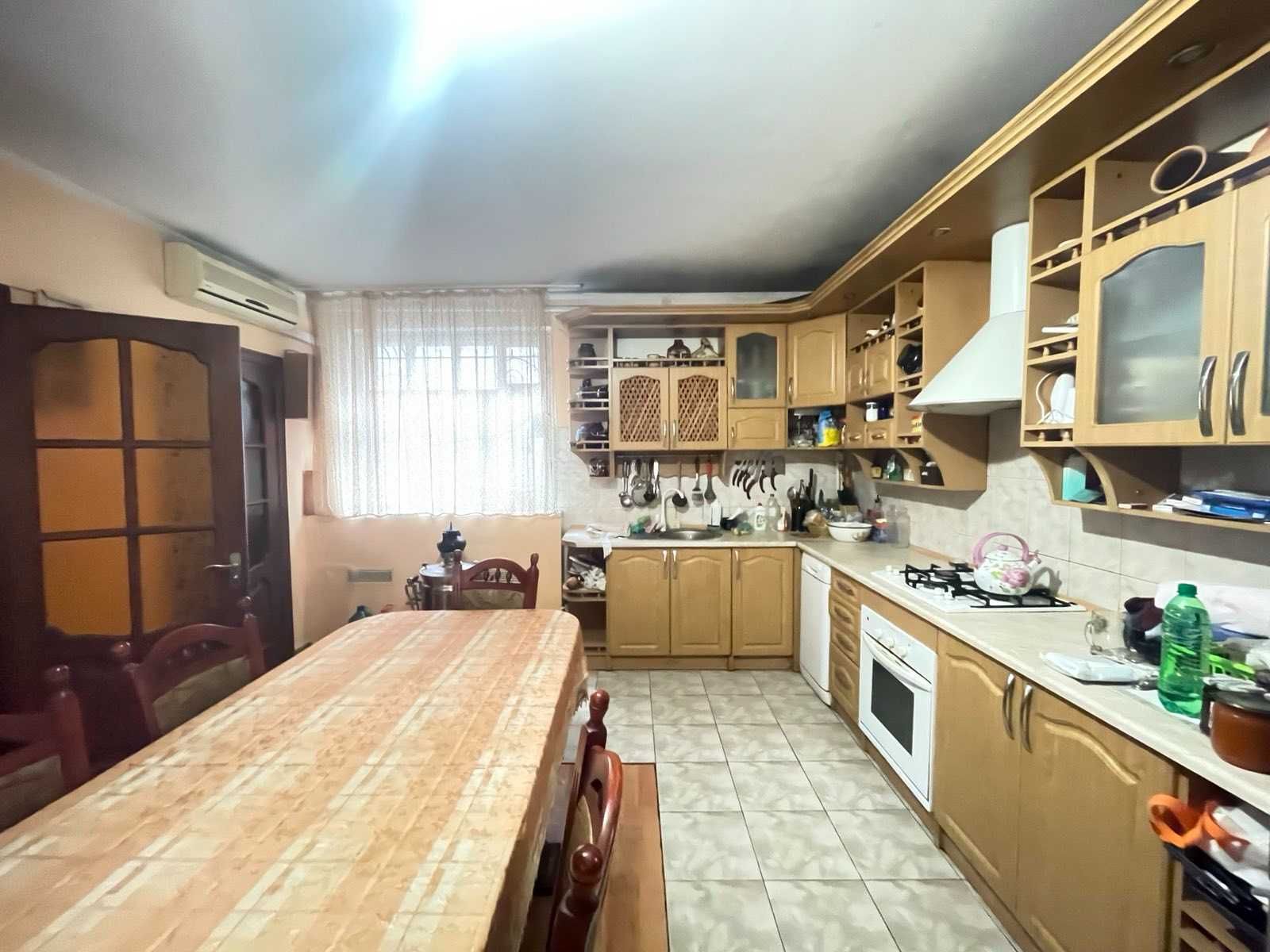 Продаю дом, 2 этажа, Херсонское шоссе -5 Линия.