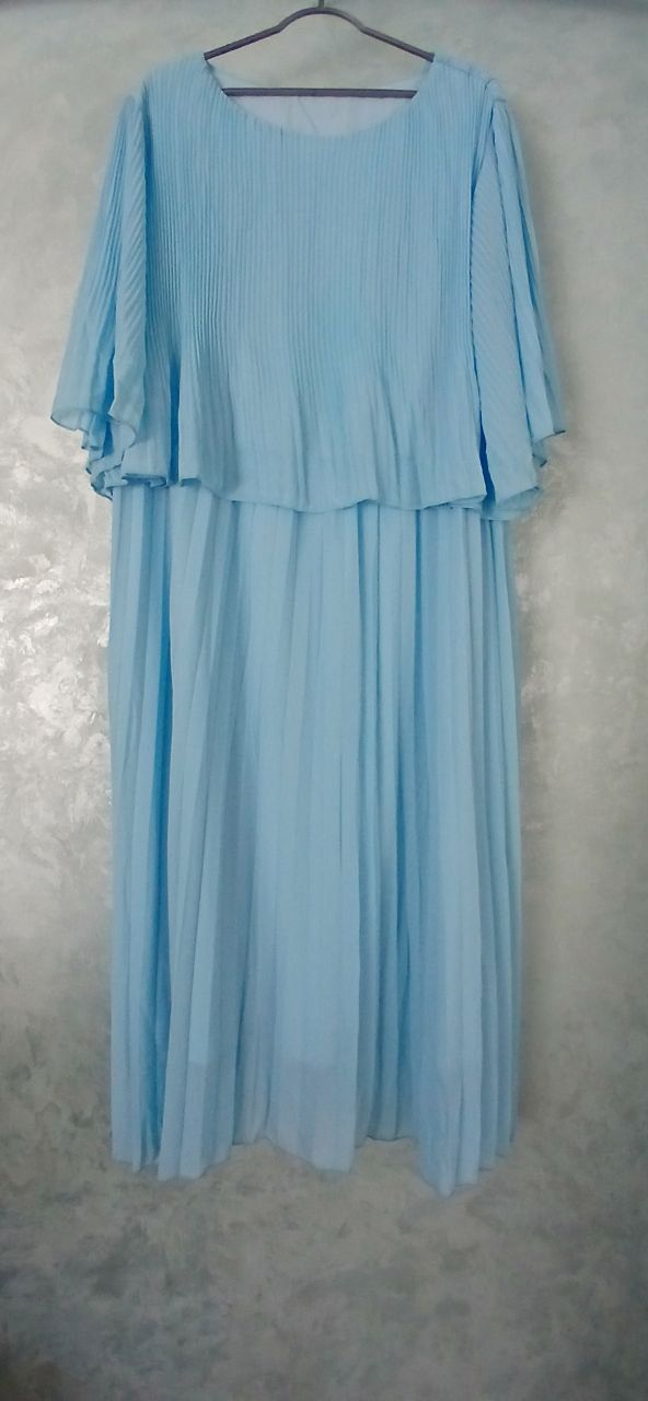 Красиве плаття 5xl