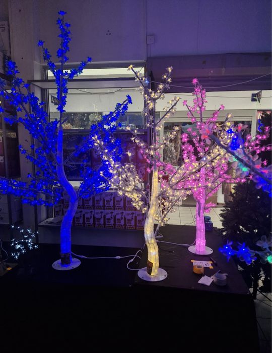 Rózowe Duże Drzewko kwiat wiśni Świecące LED 150 cm